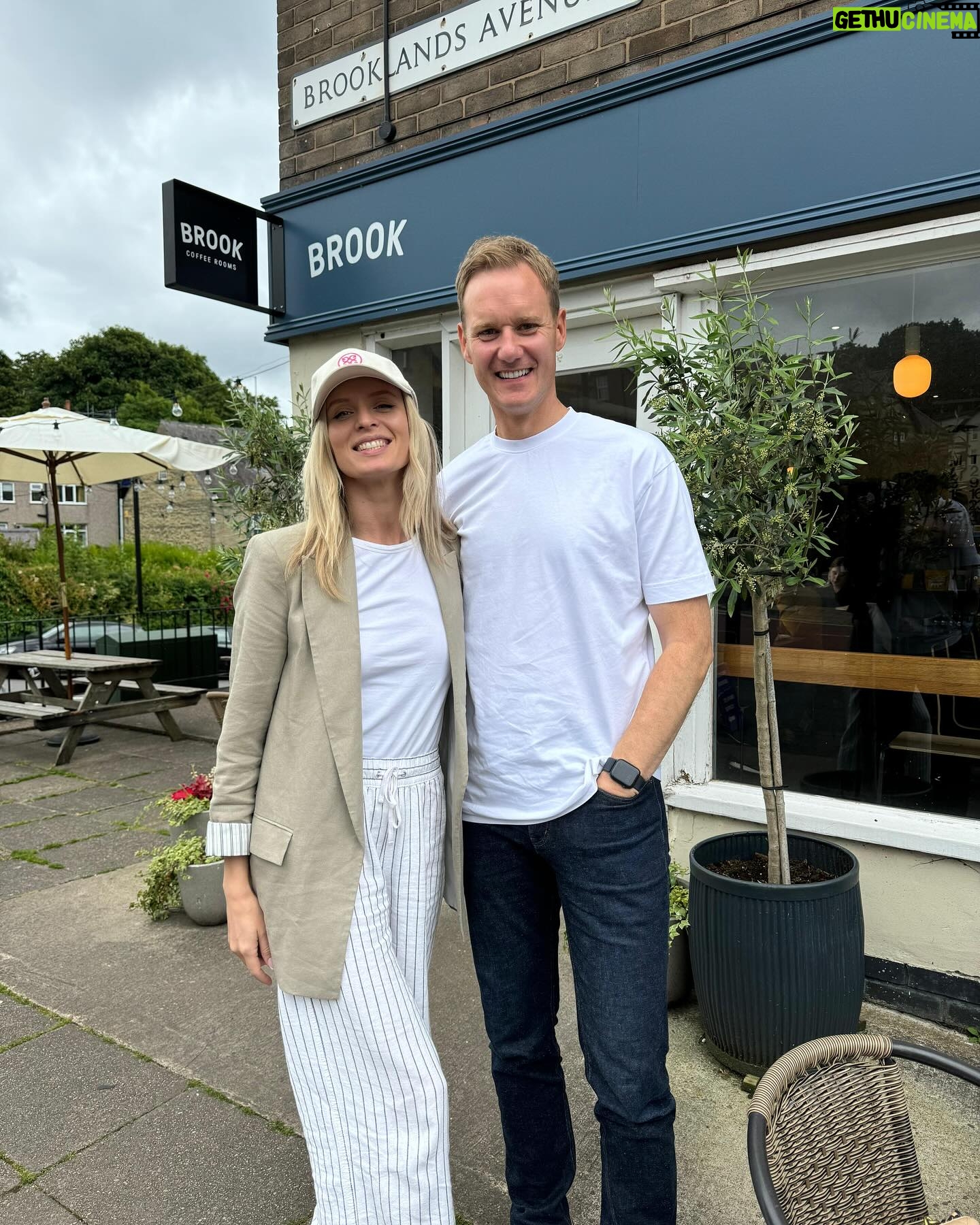 Dan Walker - 3K Likes - Great to see 2 time World Champion and Strictly star @nadiyabychkova Nadiya Bychkova and Dan (our Co-owner) at BROOK over the weekend!
Nadiya loved our signature BROOK Sarnie but the England kronut didn’t produce the result we were hoping for 🏴 😭
Thanks so much for popping in Nadiya. You’re welcome whenever you’re back in Sheffield. We are open today 9-4:30pm (hot food served until 2pm)