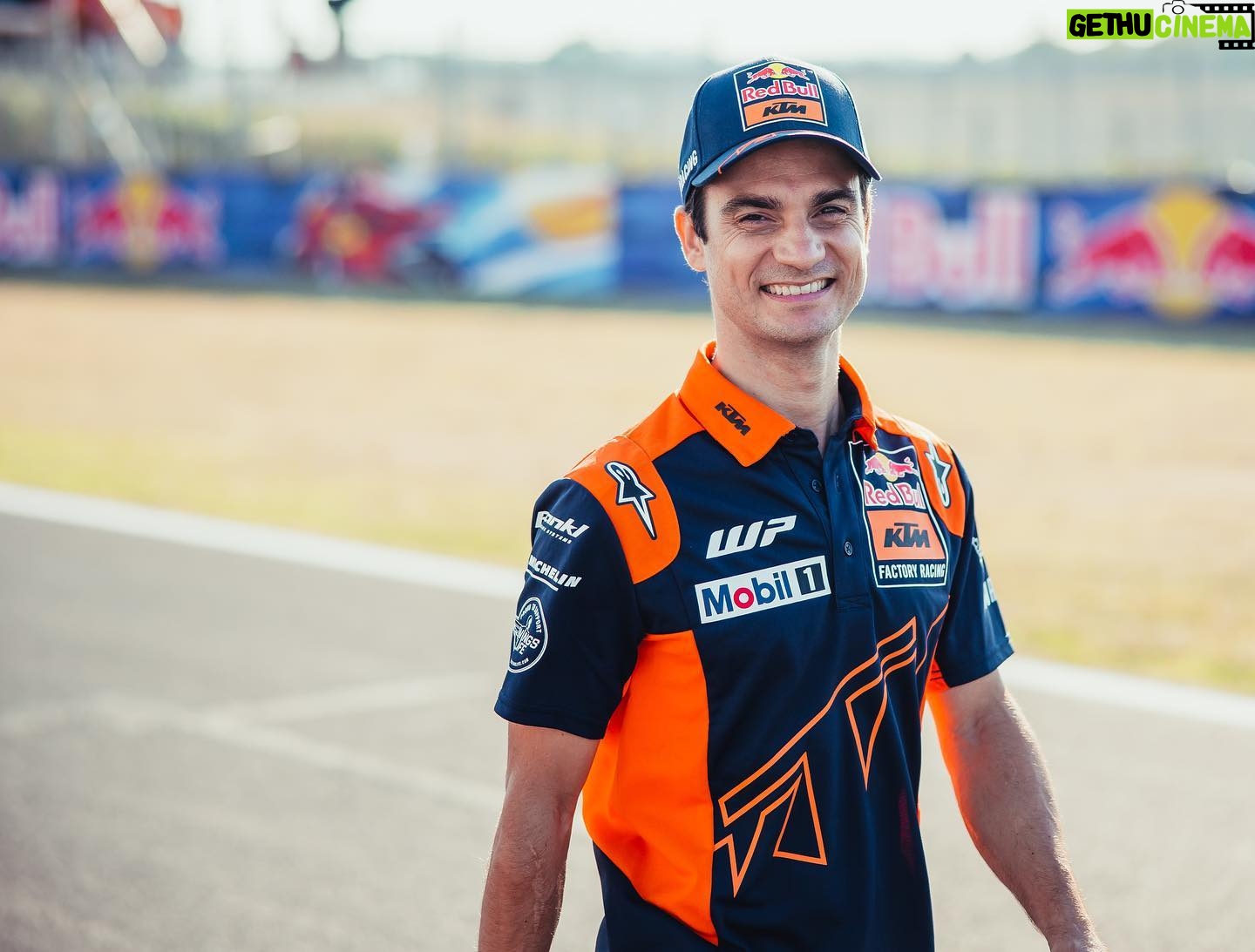 Dani Pedrosa - 53.2K Likes - Here we are! Gran Premio @redbull di San Marino e la Riviera di Rimini!
@ktmfactoryracing