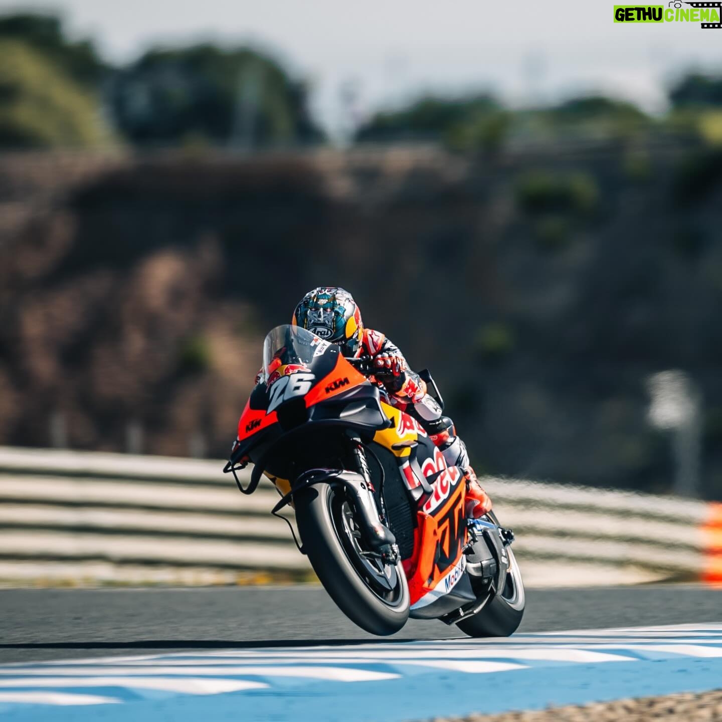 Dani Pedrosa - 45.2K Likes - Thanks to all the fans for this moment of joy!🙌🏻🙏🏻