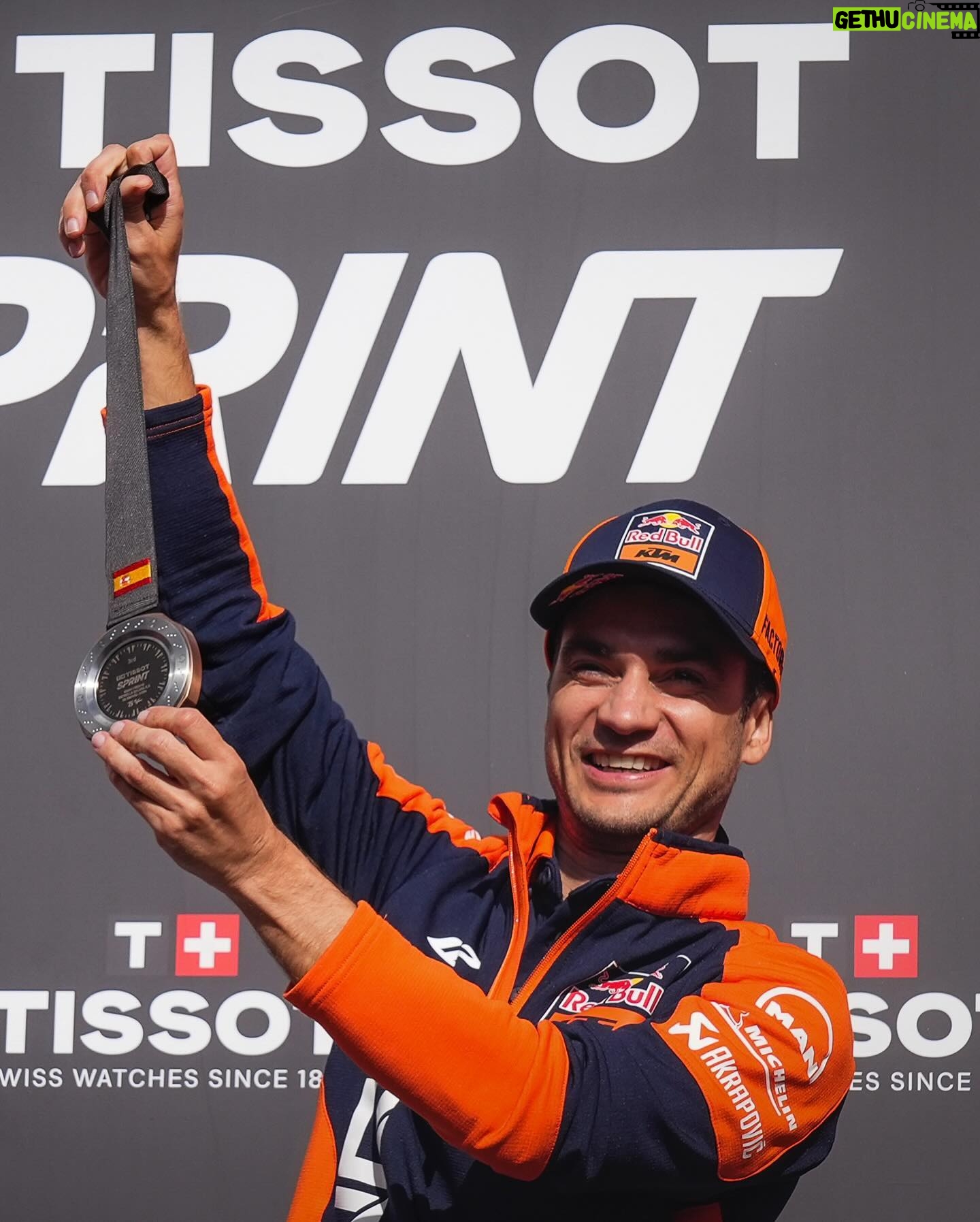 Dani Pedrosa - 90K Likes - That first #TissotSprint medal feeling 🤩
#SpanishGP 🇪🇸 #MotoGP #Motorsport #Racing #DP26 #DaniPedrosa