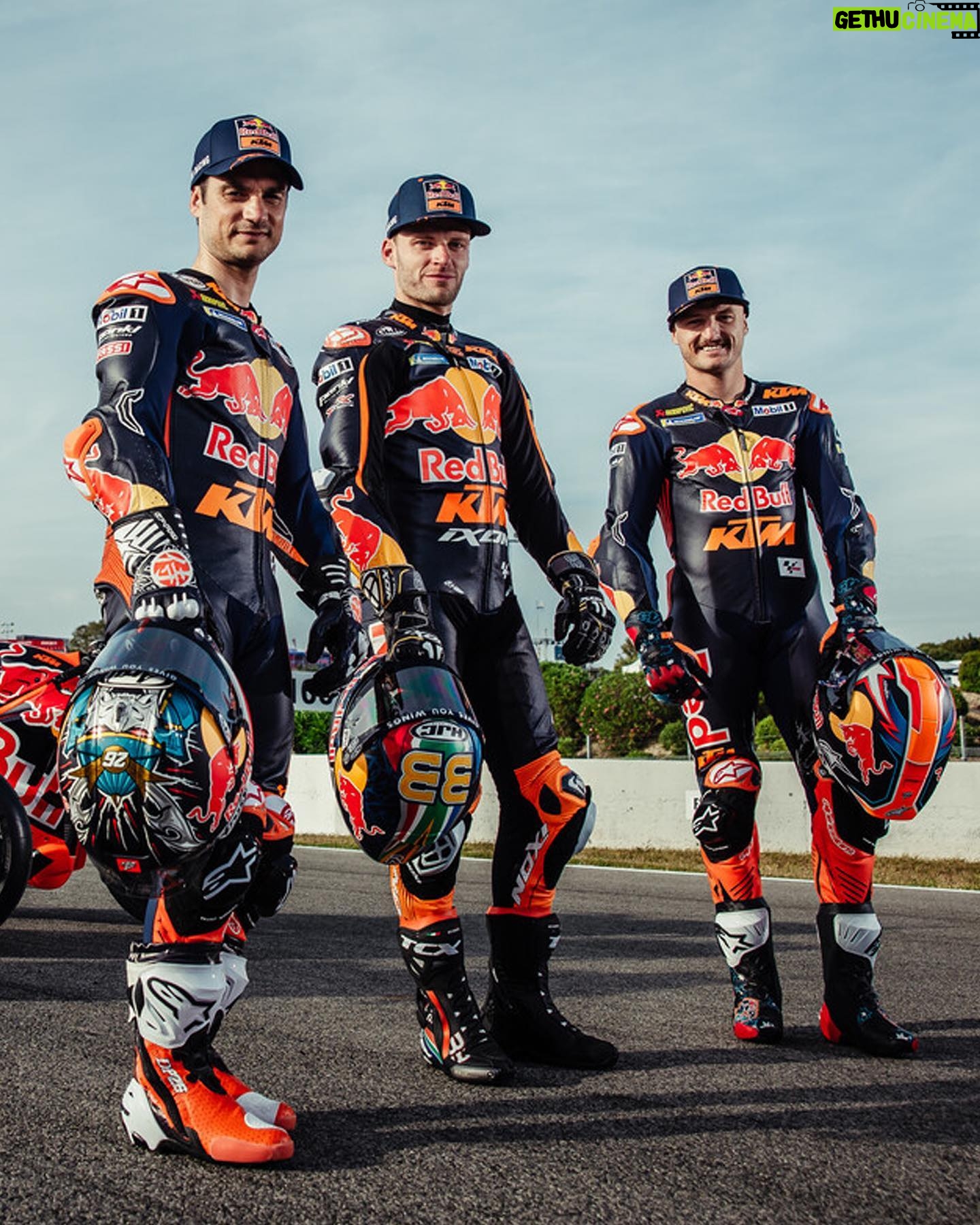 Dani Pedrosa - 55.6K Likes - 🚨BREAKING NEWS!
@26_danipedrosa will follow up his popular wildcard appearance at the Spanish GP with another @motogp race start at the San Marino GP from 8-10 September. 💪
#KTM #ReadyToRace #MotoGP #DaniPedroda #RC16