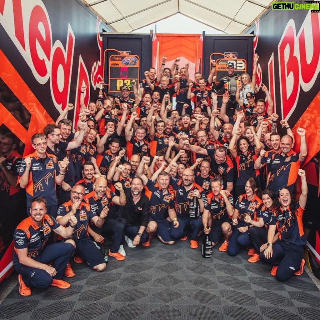 Dani Pedrosa - 109K Likes - One of the best weekends of my life ! Thanks to everyone for the strong support, love and passion I received in this GP! Unforgettable!
Big congratulations to my team @ktmfactoryracing for the amazing results! @bradbinder and @jackmilleraus