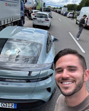 Daniel Abt Instagram - Neulich beim Klassentreffen auf der A81 🤓