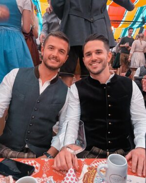 Daniel Abt Instagram - Trachten Season Opening 🥨 @alpenherz_trachtundfashion