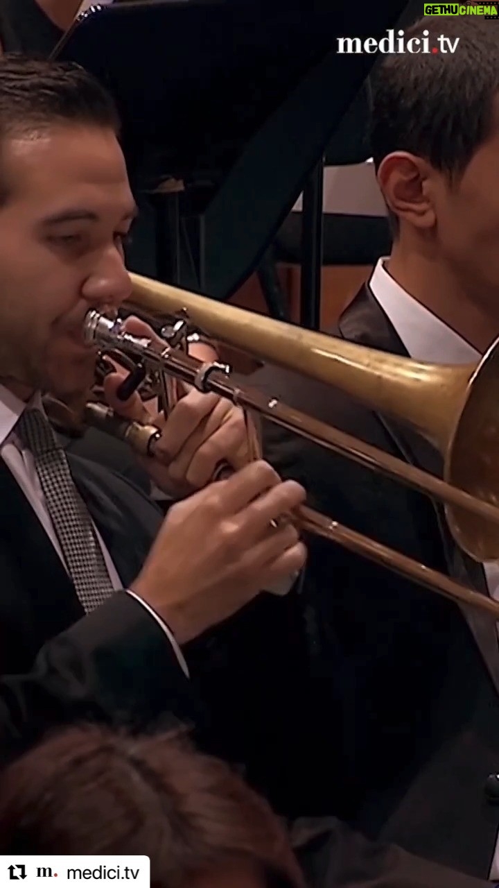 Daniel Barenboim - 6.1K Likes - Happy Birthday, Ravel! Maestro Daniel Barenboim leads the musicians of the @divanorchestra in a 2014 performance of the composer's "Boléro" at Teatro Colón.