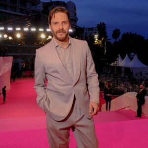 Daniel Brühl Instagram - The most sublime kickoff for our show at @canneseries, MERCI and can’t wait for the next premieres, stay tuned!
