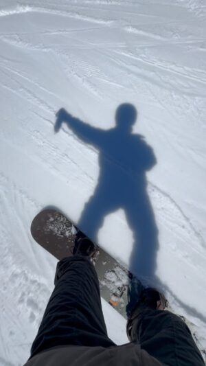 Daniel 'Cloud' Campos Instagram - Helpful tip for beginner snowboarders 🏂