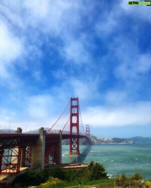 Daniel DiMaggio Instagram - Can I get one with the bridge, one without? #sanfran
