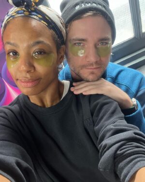 Daniel Durant Instagram - Having so much fun being back on stage with the @dwtstourofficial crew and #teamsigntoshine🤟 #Reunited✨ #bts @brittbenae @gaberealgomez
