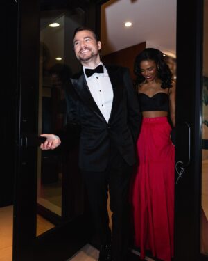 Daniel Durant Instagram - Hey @danielndurant let’s get dressed up again, do our 10 step skincare routine and pass out soon……. Ok?

👗 @stylebybek 
💄 @robertti 
💇🏾‍♀️ @dbano 
📸 @chasehanssen
