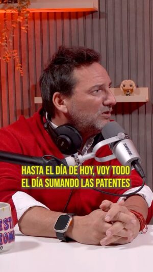 Daniel Fuenzalida Instagram - Díganme que no soy el único por favor 🙏🏼😖😂 Déjame tu costumbre rara en los comentarios y hagamos un grupo jajajajja 😝 o no partner @rosario.la.bravo !!!

Vayan a escuchar el podcast #comoestanlosweones todos los links para Spotify y YouTube en mis Stories destacadas vamos con todo que sea una gran semana 💪🏼💪🏼💪🏼