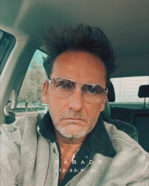Daniel Fuenzalida Instagram - Look de fin de semana #sabado