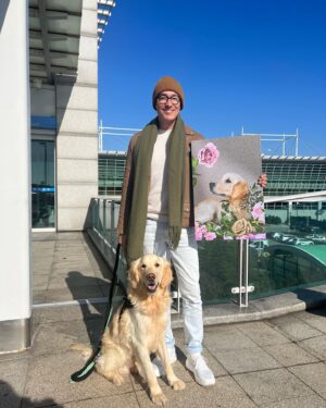 Daniel Henney Instagram - With incredible help from @hyony.kim at Dog Us Planet….we have successfully adopted and re-homed “Sa Chil” from Seoul to America!! I flew back with him from Korea to LA last week:)) He is now “Miso” (smile) and has met his incredible new family @monettemoio and @seanymacd …..Thank you so much to all that made this possible…From being found on the streets…to a new life in the states!! Video of our journey to come soon!  If you’re interested in adopting from Korea pls contact @dog_us_planet or @hsiglobal for details!! #adoptdontshop  도그어스플래닛의 도움으로 사칠이를 리홈 하는데 성공했어요. 사칠이가 지낼 새로운 곳에서의 이름은 미소에요!! 저와 함께 한국에서 비행기를 타고 와서 사칠이의 새로운 엄마 아빠를 만났답니다.

만약, 한국에서 강아지 입양에 관심이 있으시면 도그어스플래닛 @dog_us_planet 으로 연락주시면 아주 잘 도와주실거에요.