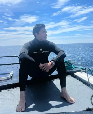 Daniel Henney Instagram - Thank you @hamiltonwatch and @pierrefrolla for the most amazing first free diving experience in Monaco:). Proud of our 15 meters!