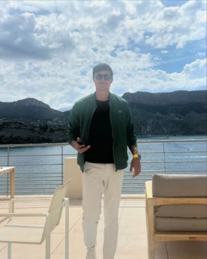Daniel Henney Instagram - Recharging on the French Riv:))
