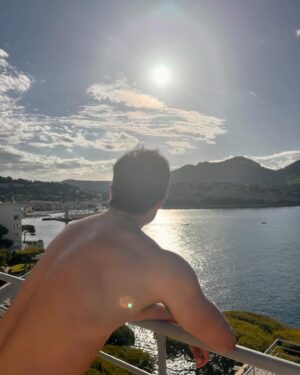 Daniel Henney Instagram - Recharging on the French Riv:))