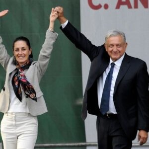 Daniel Jadue Instagram - Qué gran noticia el triunfo de Claudia Sheinbaum, primera mujer presidenta en México, con un programa esperanzador y transformador en beneficio del pueblo. Es el camino que debe recorrer toda América Latina!