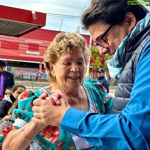 Daniel Jadue - 618 Likes - Hoy se cumplen 3 años del Centro de Rehabilitación y Estimulación Popular (CREP). Un espacio gratuito que funciona en Av. Recoleta #3298 y que está abierto para todos y todas quienes lo requieran. Tremenda iniciativa y gran labor de los equipos de profesionales. Felicitaciones!