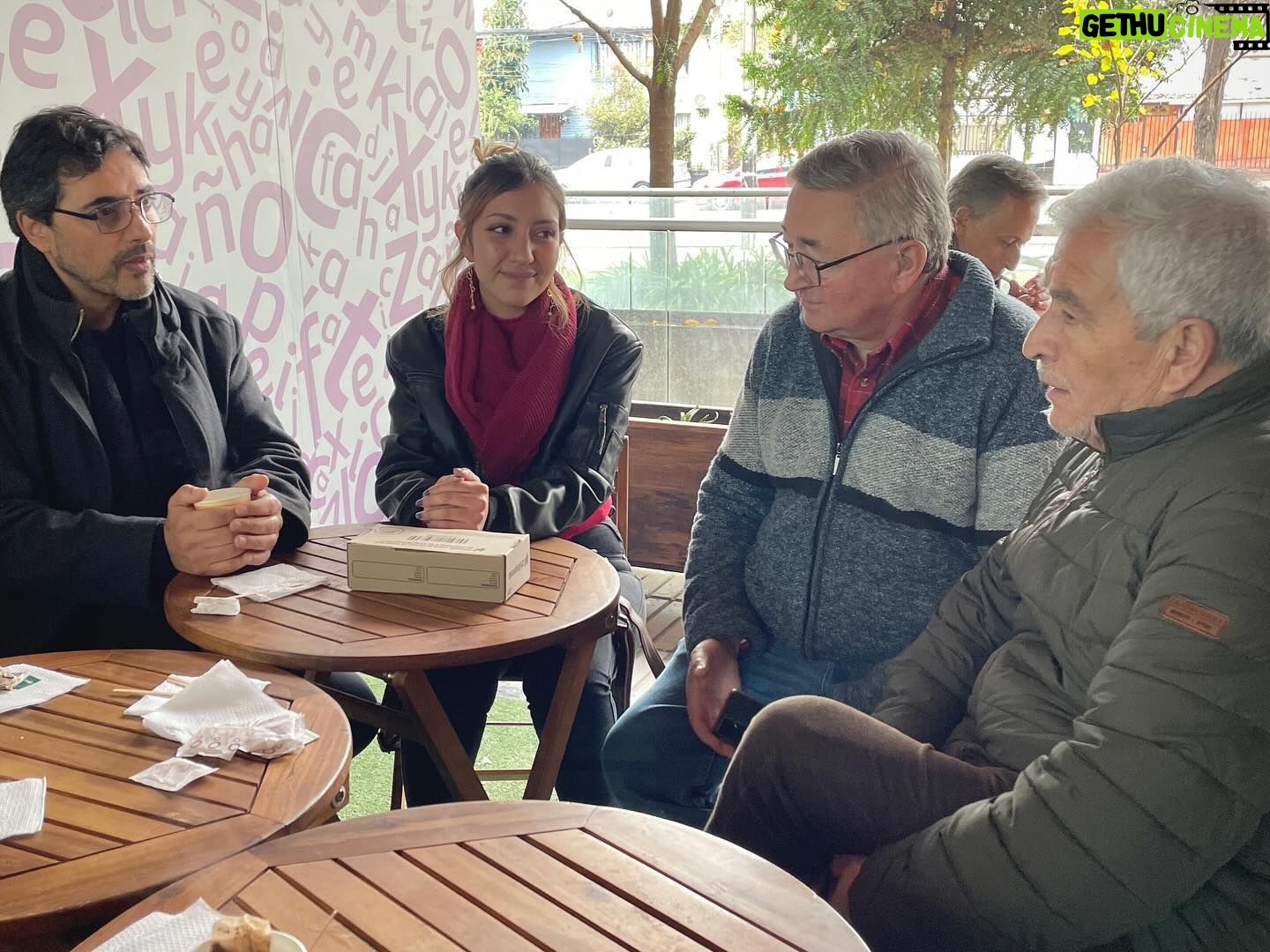 Daniel Jadue - 597 Likes - ✊¡Seguimos sumando apoyos a esta candidatura unitaria! Agradecemos al Partido Socialista por ser parte de este nuevo proyecto donde compartimos un mismo horizonte para mejorar Recoleta y las condiciones de vida de todos y todas las habitantes! #RecoletaAvanza