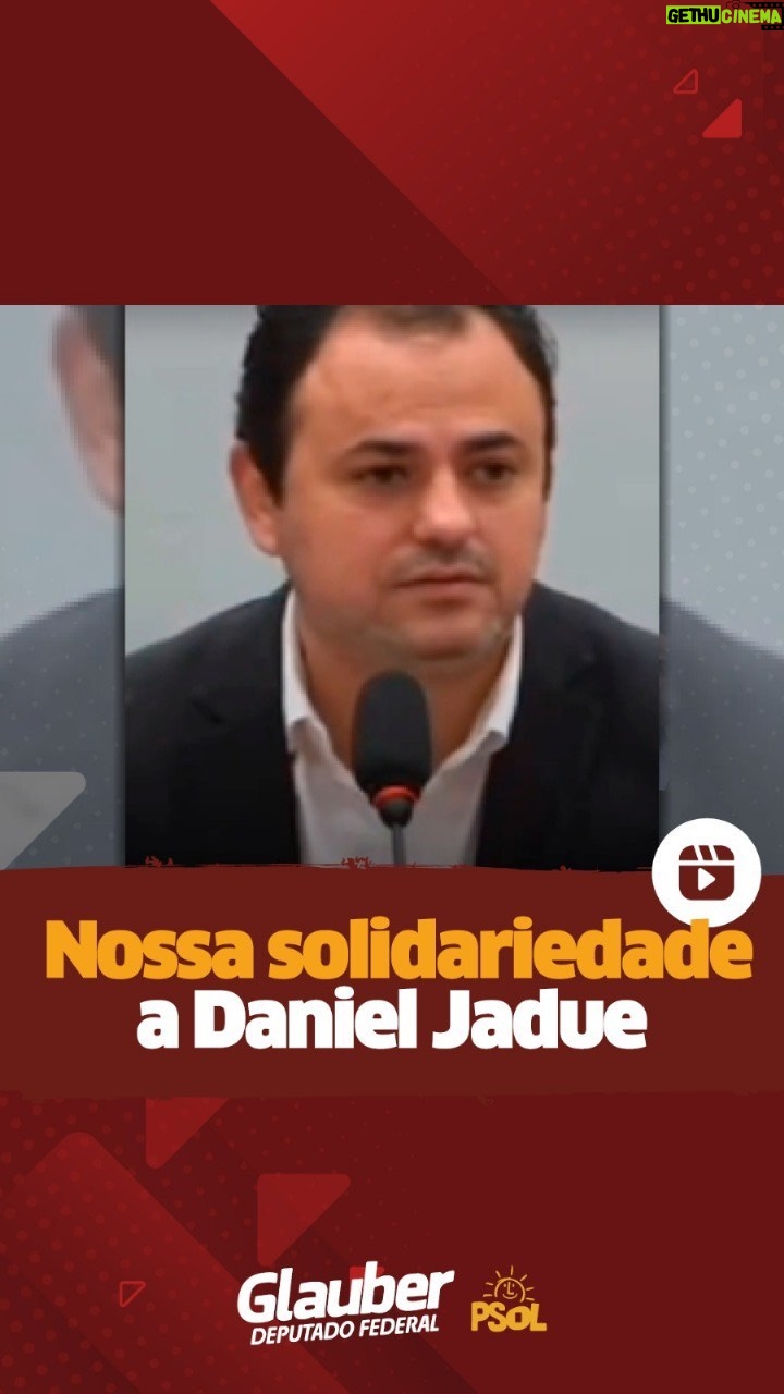 Daniel Jadue - 2.8K Likes - Expressei no Parlamento brasileiro minha solidariedade ao prefeito da Recoleta Daniel Jadue que está preso injustamente. O único crime de Daniel foi disponibilizar às pessoas medicamentos, óculos, aparelhos auditivos, livros e aluguel de apartamentos a um preço justo, confrontando diretamente o modelo neoliberal e o sistema instalado pela ditadura de Pinochet. Força, companheiro, seguiremos lutando por justica e pela sua liberdade! #JadueLivre #JustiçaParaJadue
Expresé en el Parlamento brasileño mi solidaridad con el alcalde de Recoleta Daniel Jadue quien se encuentra injustamente preso. El único delito de Daniel fue poner a disposición de la gente medicamentos, anteojos, audífonos, libros y alquiler de departamentos a un precio justo, confrontando directamente al modelo neoliberal y al sistema instalado por la dictadura de Pinochet. ¡Sé fuerte compañero, seguiremos luchando por justicia y tu libertad! #JadueLibre #JusticiaParaJadue