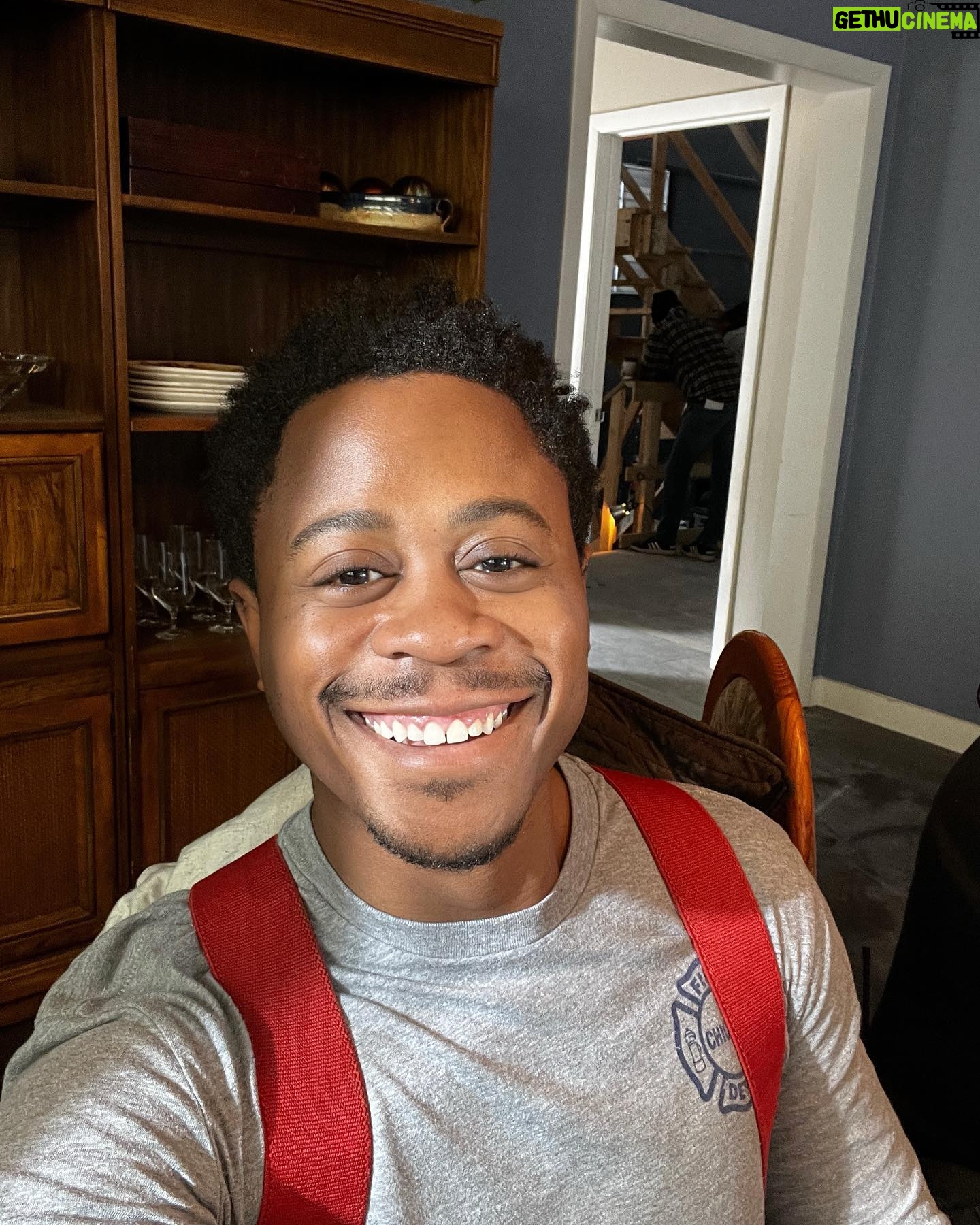Daniel Kyri - 3 Likes - Good morning (say it back) ☀️
💡: @boneslullo
.
#danielkyri #chicagofire