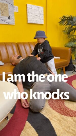 Daniel Moncada Instagram - “I am the one who knocks”
Hasbulla ‘the danger’ v Breaking Bad actor Daniel Moncada @danielmoncada 

#hasbulla #hasbullah #cryptohasbulla #hasbullanft #hasbullamoments #hasbullamagomedov #hasbulla_777 #losangeles #salamancatwins #breakingbad #breakingbadmemes #usa🇺🇸