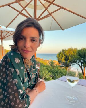 Daniel Oliveira Instagram - Celebramos-te! Cada vez mais Linda! Mais Mãe! Mais Amor! Mais Divertida! Mais Tudo! ❤️