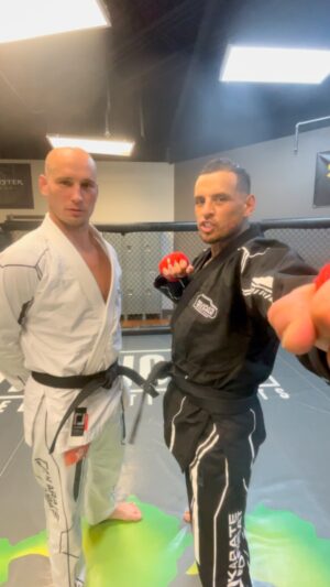 Daniel Rodriguez Instagram - Peep the technique. @sashapalatnikovmma @culturecrookspodcast #ufc #karatecombat