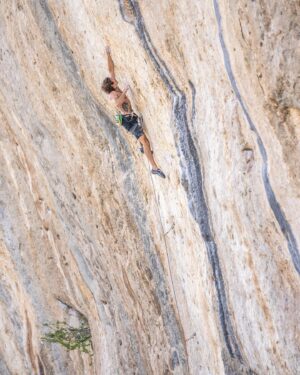 Daniel Woods Instagram - Ceuse trip has come to an end. Didn’t send what I wanted to, but tried some hard lines. Now I know how to prepare before next years trip (sport climbing is a lil diff than bouldering 😂).

Overall, was great to be in such a dope place and session some of the world’s best routes. 

Hardest ascent of the trip was “Mr. Hyde” (8c )(pictured here). 

Photos @neilson.ben