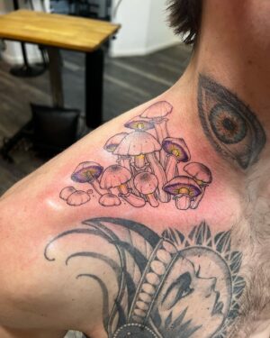 Daniel Woods Instagram - 🍄👁️👁️🍄

Open your mind… go within

Tatt by @savageson 

In memory of Steve Woods