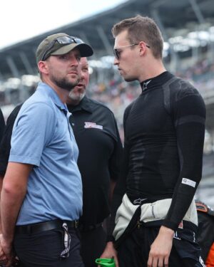 Daniil Kvyat Instagram - NASCAR debut: ✅ 

What a race! Happy with my first ever experience in NASCAR. Basically started driving directly in the race, which was quite a ride!😄 Some nice battles, lot of laps completed, and improving with each of them in a brand new car for me. Loved it! / Очень рад положенному началу в Наскар, проехал много кругов и в каждом из них осваивался к совсем новой для меня технике! 👌🏼