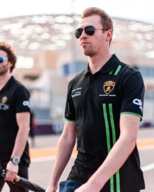 Daniil Kvyat Instagram - Season starts next week 😉🌟 let’s start the journey! @lamborghinisc @iron.lynx