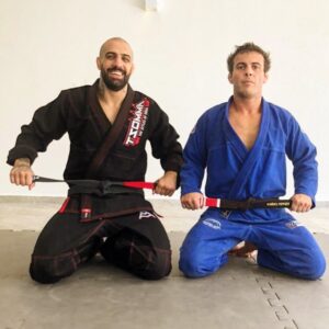 Danilo Marques Instagram - Momento muito feliz da minha carreira .... sendo graduado pelo meu irmão @alfredo_miras Ossssss 
Great moment of my career .... Getting  the black belt from my brother ... Osssss