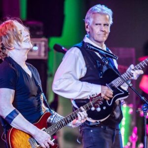Danny Elfman Instagram - Special thank-you to those who came out to the @hollywoodbowl Nightmare Before Christmas shows. I still can’t believe it’s been 30 years - what a blast! Here is a little recap with more on my new website! 

#NBX2023 #Nightmarebeforechristmas #Hollywoodbowl

📸: 
#1, #3, #4 @melisamcgregor77
#2 @bernyfloresoficial
#5 @jfpmmuse