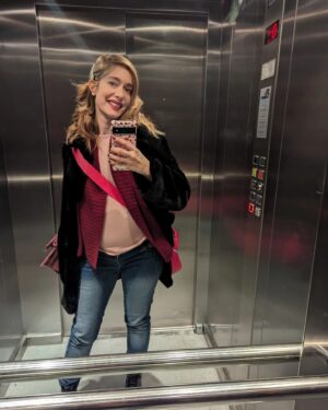 Danny Giannakopoulou Instagram - 🍪 Being pregnant is the healthiest i 've ever been in my life. Except for the chocolate cookies. 🍪
.
.
#pregnancy #chocolatelover #cookies #resist