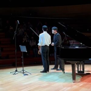 Danny Koo Instagram - Thanks for coming to my recital last night with @__pianissimo 💚 감사합니당!!! 🙈
@tribowl_artspace20