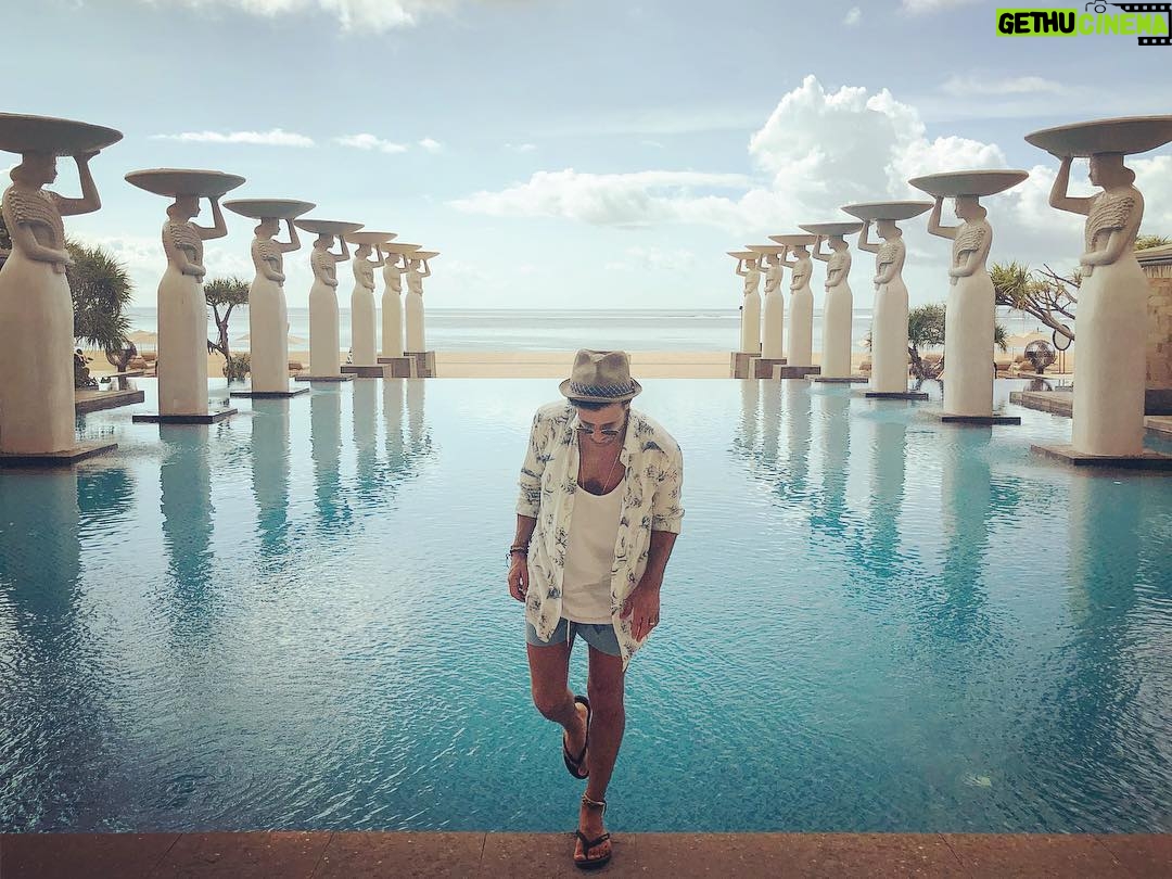 Danny Mac - 3.2K Likes - We’ve visited some stunners but @themuliabali may quite possibly top them all.
#escapetomulia #bali #nusadua #honeymoon #tripofalifetime