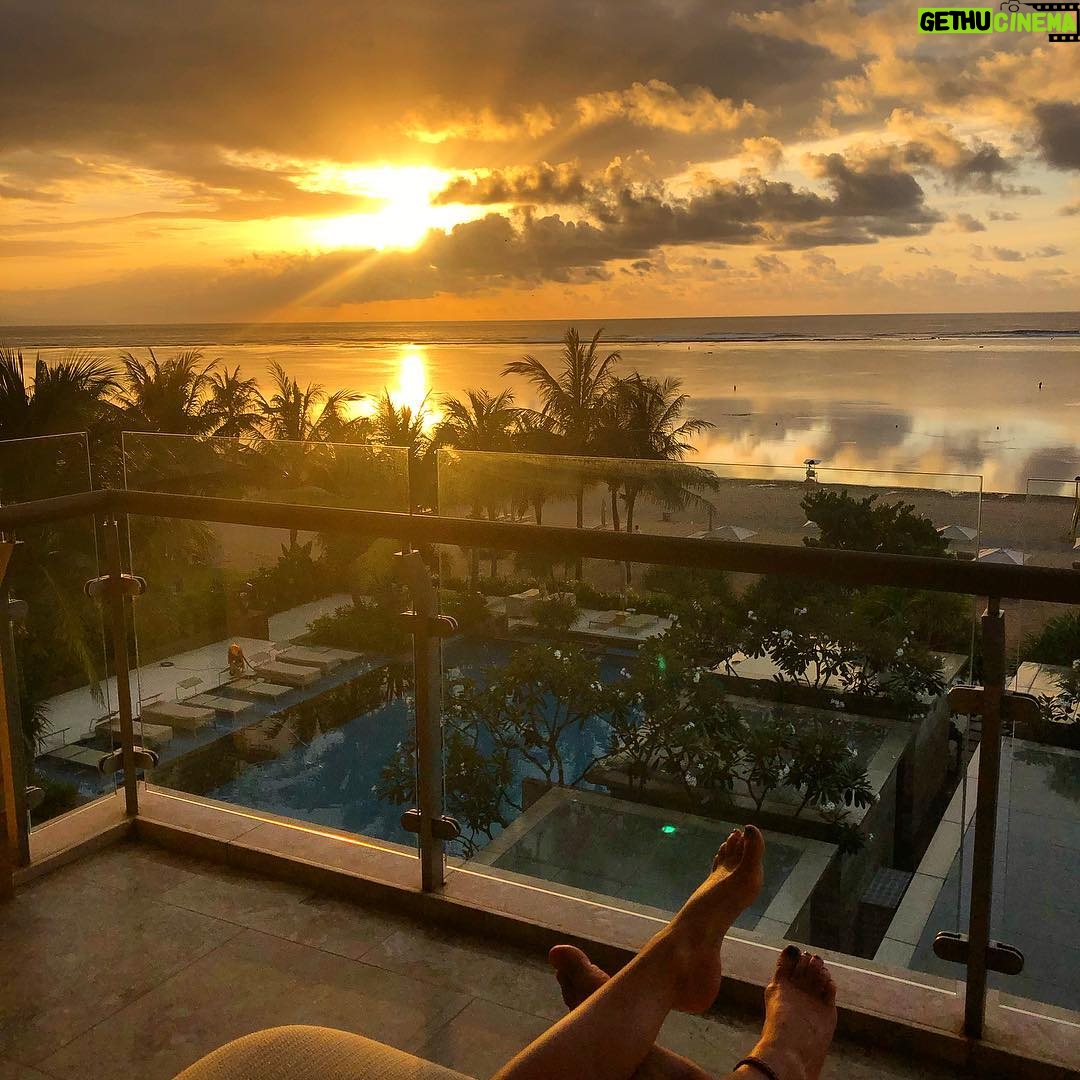 Danny Mac - 2.1K Likes - #sunrise @themuliabali #bali #nusadua
#muliabali #escapetomulia