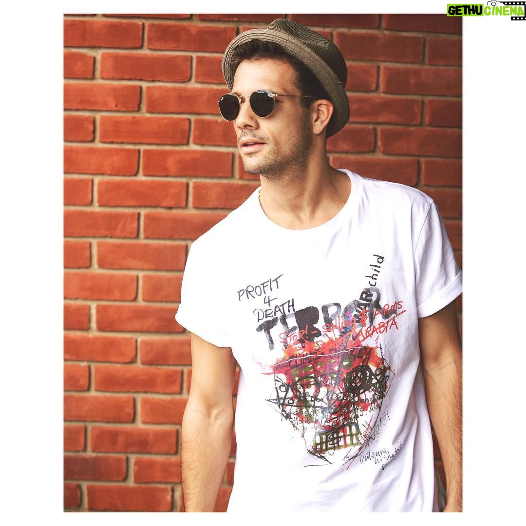 Danny Mac - 2.6K Likes - For 25 years, @WarChildUK has been supporting children affected by the horrors of war. Show your support and #WearItForWarChild www.wearitforwarchild.com