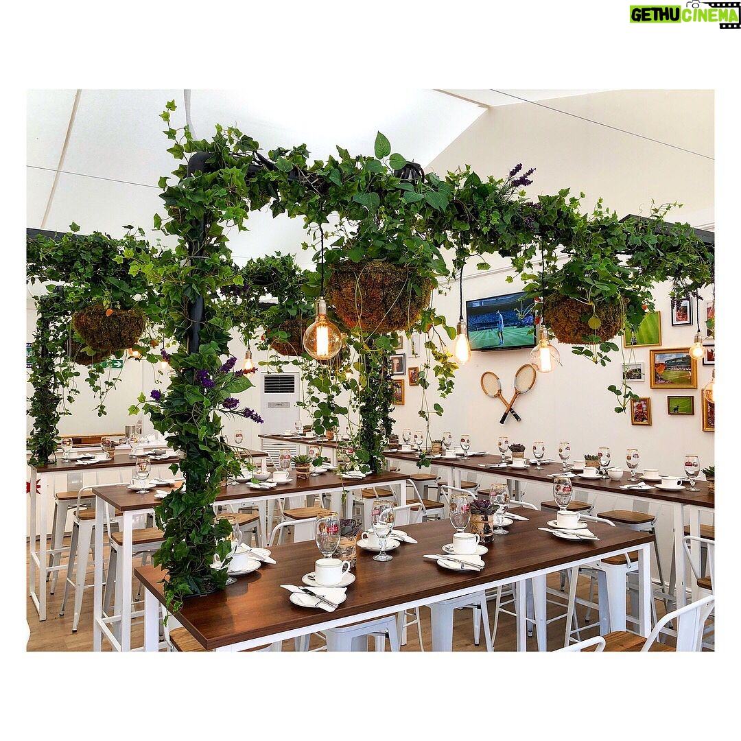 Danny Mac - 2.9K Likes - @wimbledon. Huge thanks to @stellaartois & @loopvip.
#StellaArtois #JoieDeBiere #Wimbledon #Tennis