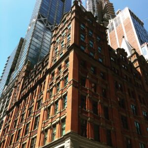 Danny Masterson Instagram - Just the dopest hotel in NYC. Shire cabin on the roof. #thebeekmanhotel