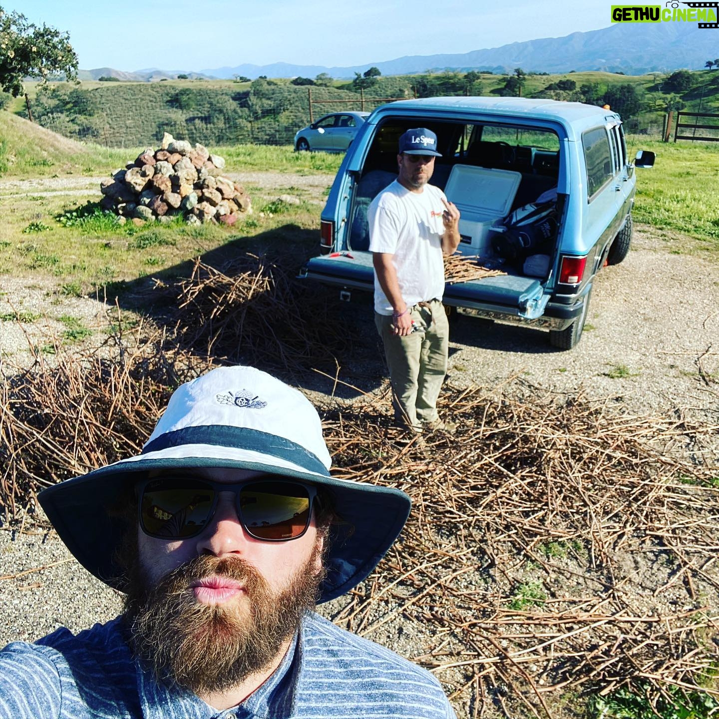 Danny Masterson - 26.3K Likes - Sticks. I got sticks. You need sticks? Cuz I got sticks. @rustydebello he dabbles in sticks too...