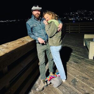 Danny Masterson Instagram - Date night w the Bij for old timers day. Happy Sunday y’all. 😘
