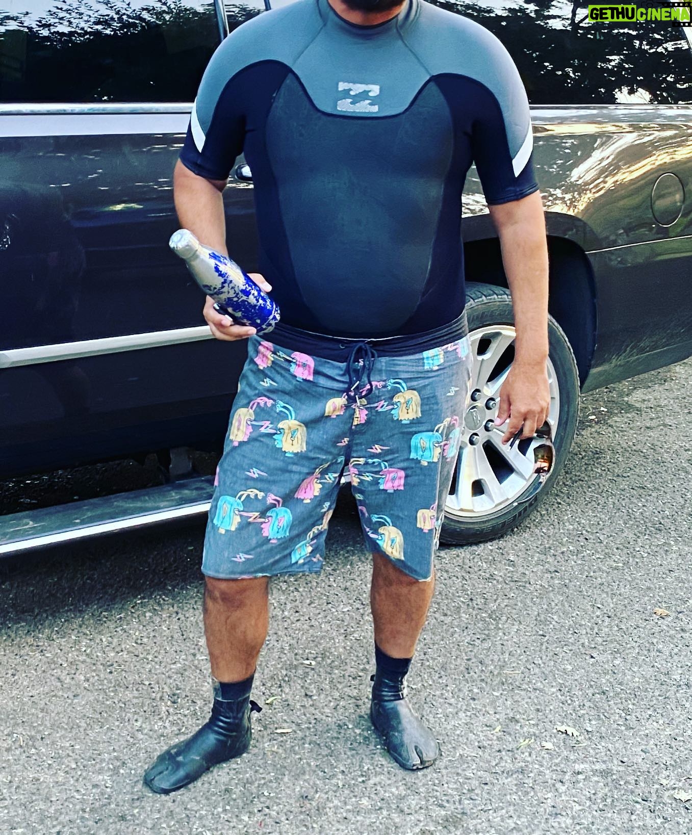 Danny Masterson - 17.7K Likes - Doing a survey. thumbs up/down. My pal,let’s call him “pal” was wearing his spring suit under board shorts w his ninja slippers. Badass nah/yah? @kookslams worthy. #shoairbach