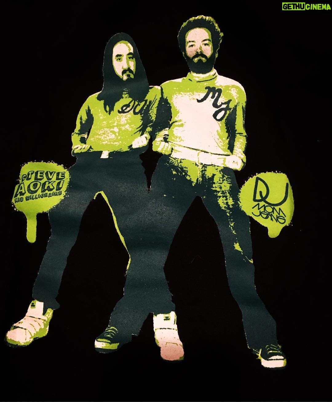 Danny Masterson - 15.8K Likes - Cleaning out the old T-shirt drawer and found this bad boy from the Laverne and Shirley dj tour 2006/7/8? #djmomjeans @steveaoki