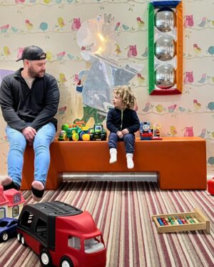 Danny Miller Instagram - I hope he always looks up to me like this.. 🥹

#dad #son #loveislove