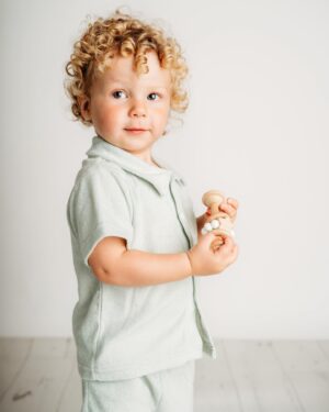 Danny Miller Instagram - So we went to @mumandme_app event last week to get all our final bits for baby number 2’s arrival and found Albert had taken himself off to the next stall just for a quick photoshoot - swipe for video 😂😂

This is what he got up to when he wandered off alone! Thanks @chaptertwophotography for accommodating him and for the wonderful photos!