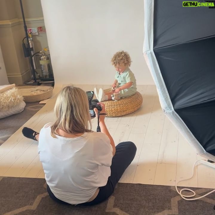 Danny Miller - 12.6K Likes - So we went to @mumandme_app event last week to get all our final bits for baby number 2ās arrival and found Albert had taken himself off to the next stall just for a quick photoshoot - swipe for video šš
This is what he got up to when he wandered off alone! Thanks @chaptertwophotography for accommodating him and for the wonderful photos!