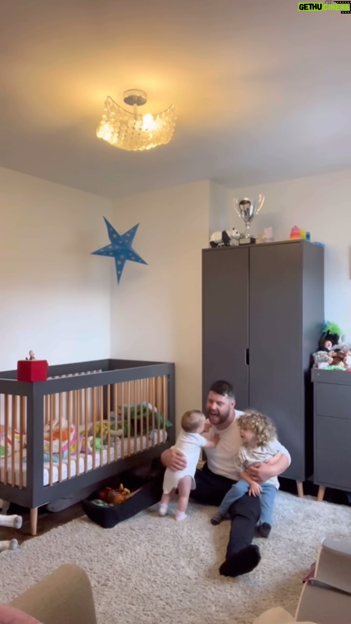 Danny Miller - 15.7K Likes - A Father doesnāt try to hold his daughter back or take the path for her, his job is to light the path with his love so she can always find her own way..
And of course Albert was happy to help š
#baby #first #steps