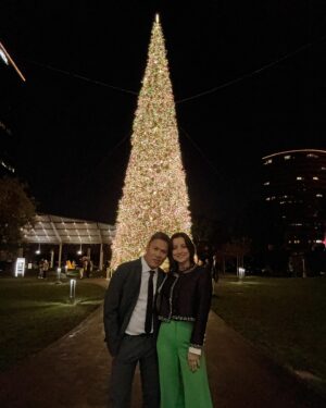 Dante Basco Instagram - I got to host the tree lighting ceremony at @southcoastplaza with me alma mater #OrangeCountySchooloftheArts… the holiday season has begun!